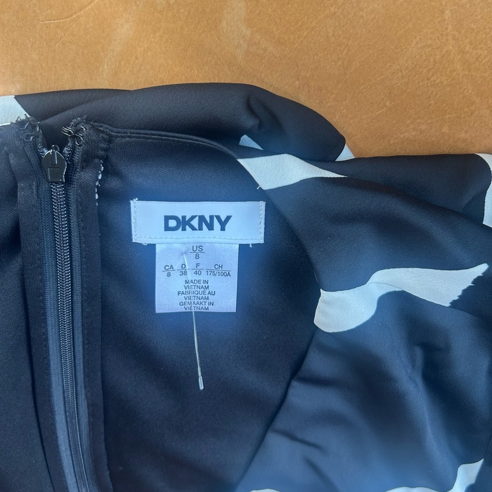 DKNY Black and Cream Long Sleeve Dress - Picture 5 of 6